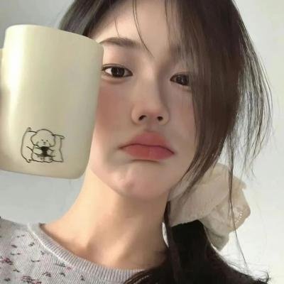 强@ 隐私 封面